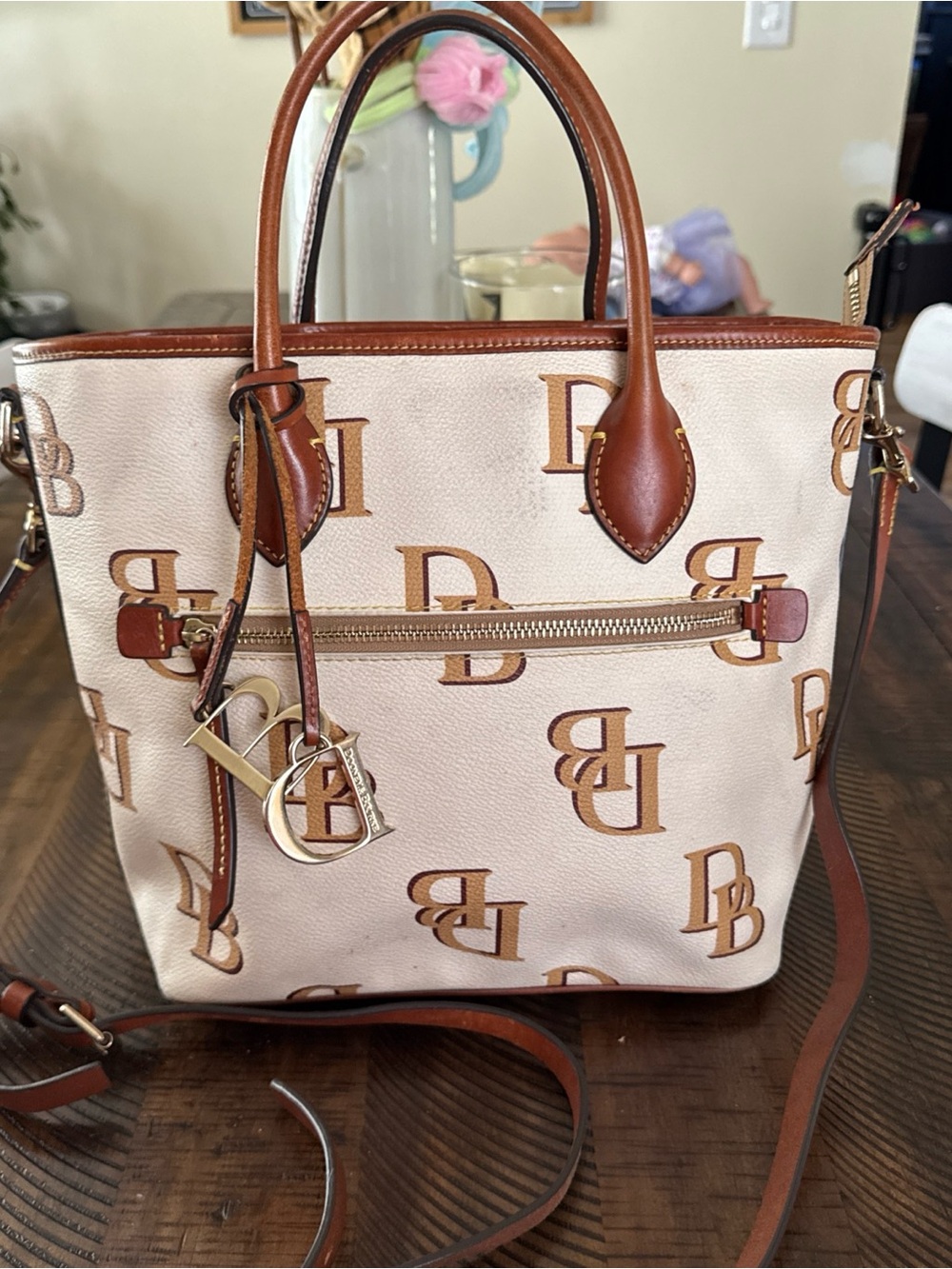 Dooney & Bourke Monogram Logo Brenna Bag In Cream And Brown With Bag Charm🎀